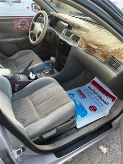 تۆیۆتا کامری